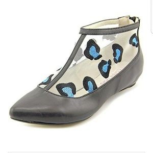 Pointed Toe Black Flat